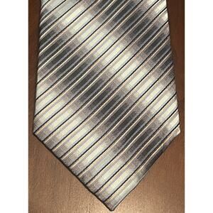 Amanti Italian Style Hand Made 100% Microfiber Men’s Neck Tie Made In China